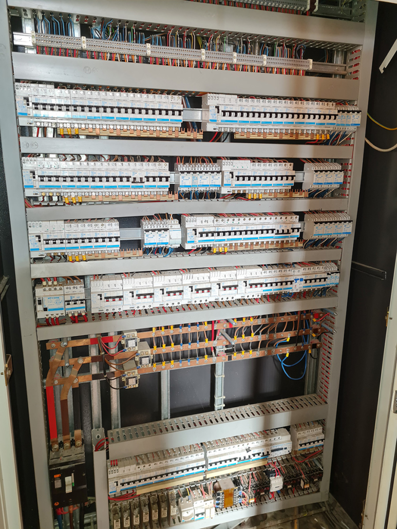 contrôle électrique non-domestique