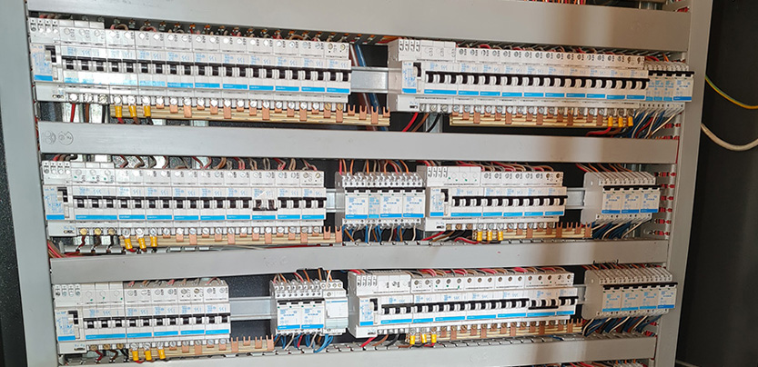 contrôle électrique non domestique